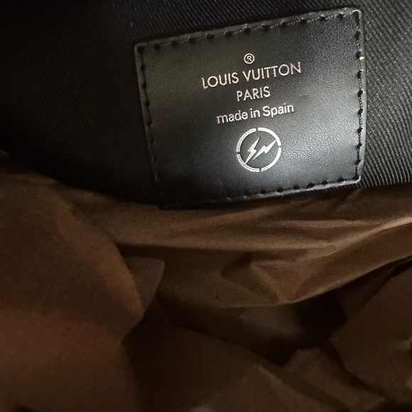 LOUIS VUITTON Monogram Eclipse Apollo Messenger MM Fragment PREOWNED/USED - Picture 5 of 8